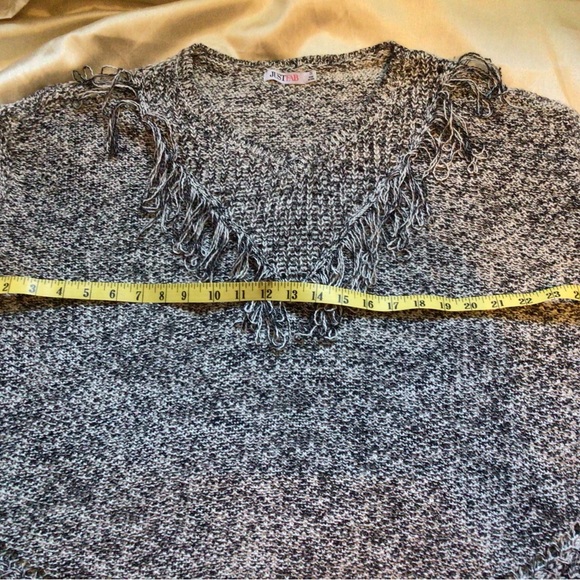 🌹 2 for $15. JustFab woman’s sweater in size 2X. - Picture 3 of 4
